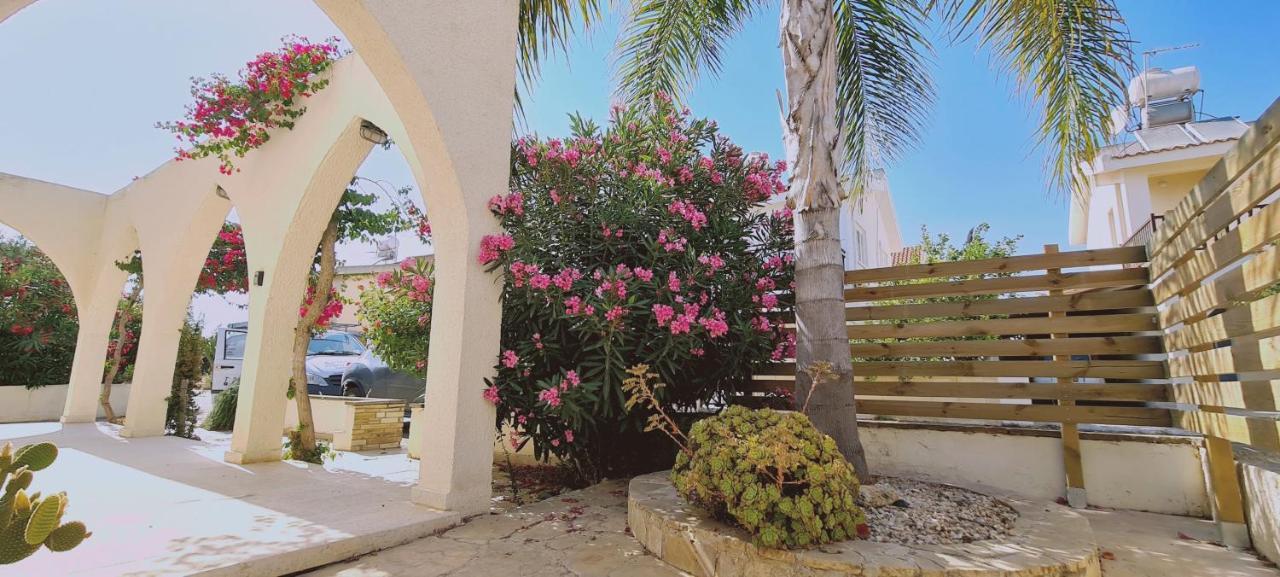 Stay Swallow'S Nest Villa Ayia Napa Esterno foto